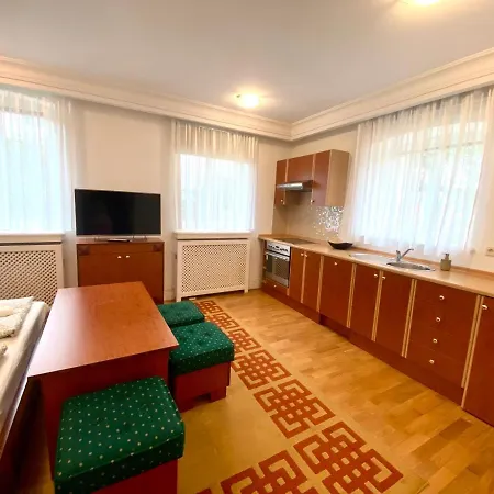 Sunshine Apartment *