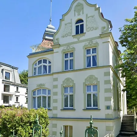 Sunshine Apartment *